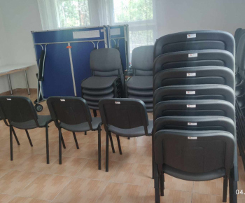 Aktuality / PSK - Stoličky do spoločenskej sály Domu športových 