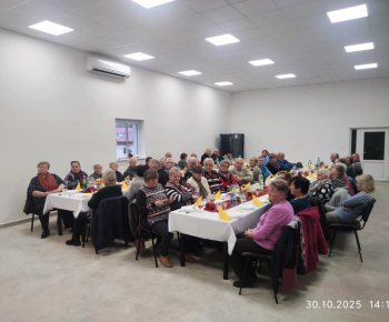 Aktuality / Október - mesiac úcty k starším